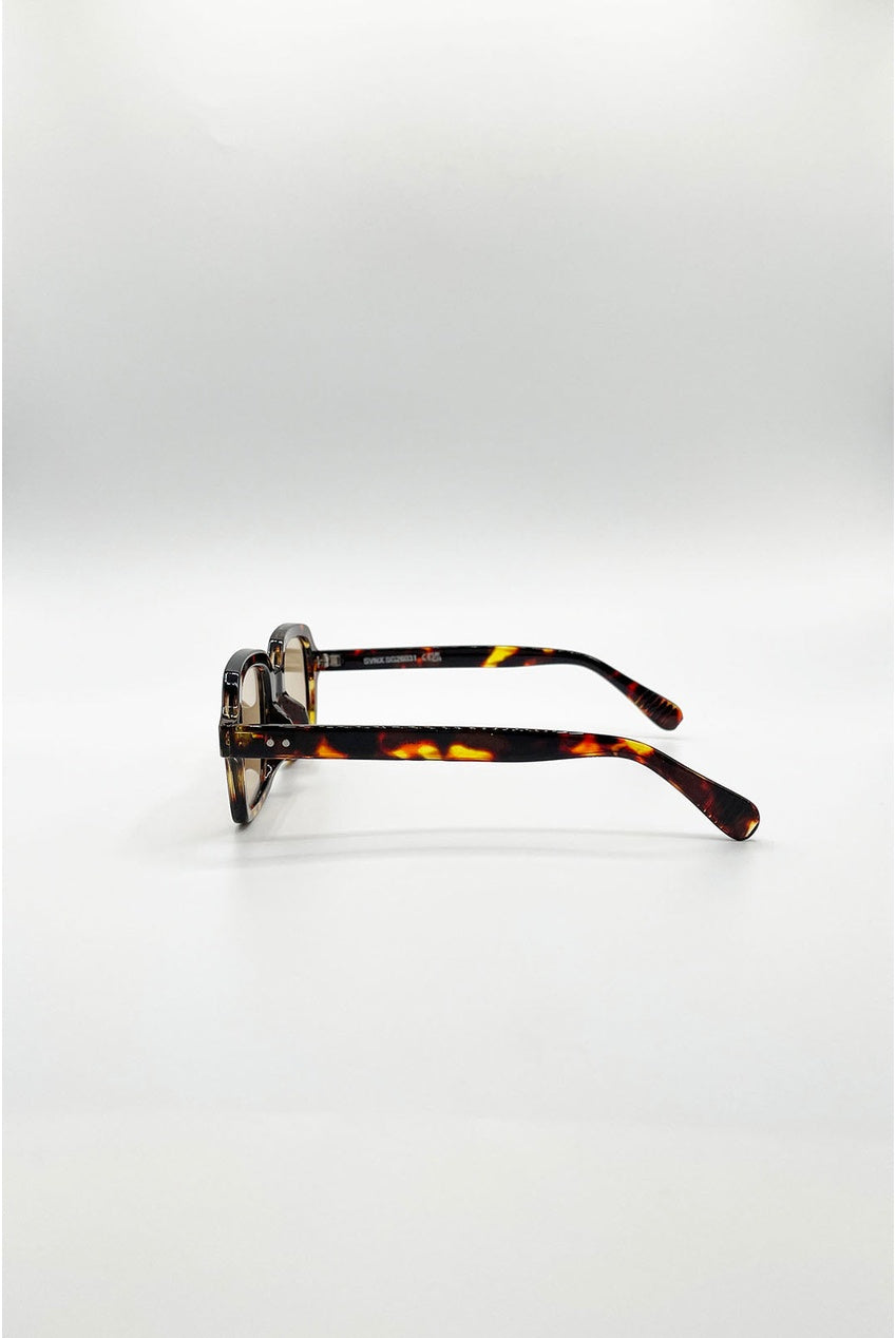 Bold Square Sunglasses In Tortoiseshell by SVNX - SG2603105