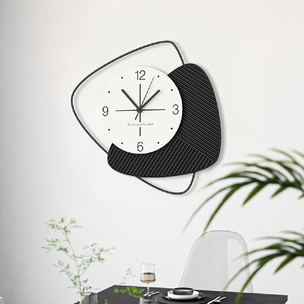 Living Room Minimalist Wall Clock