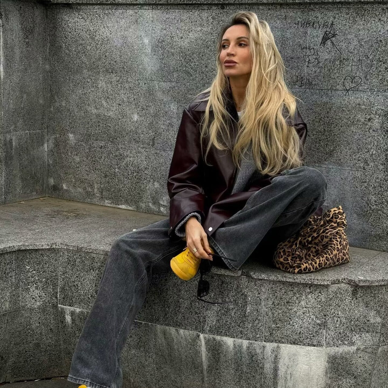 Solid Leather Long Sleeve Lapel Jacket