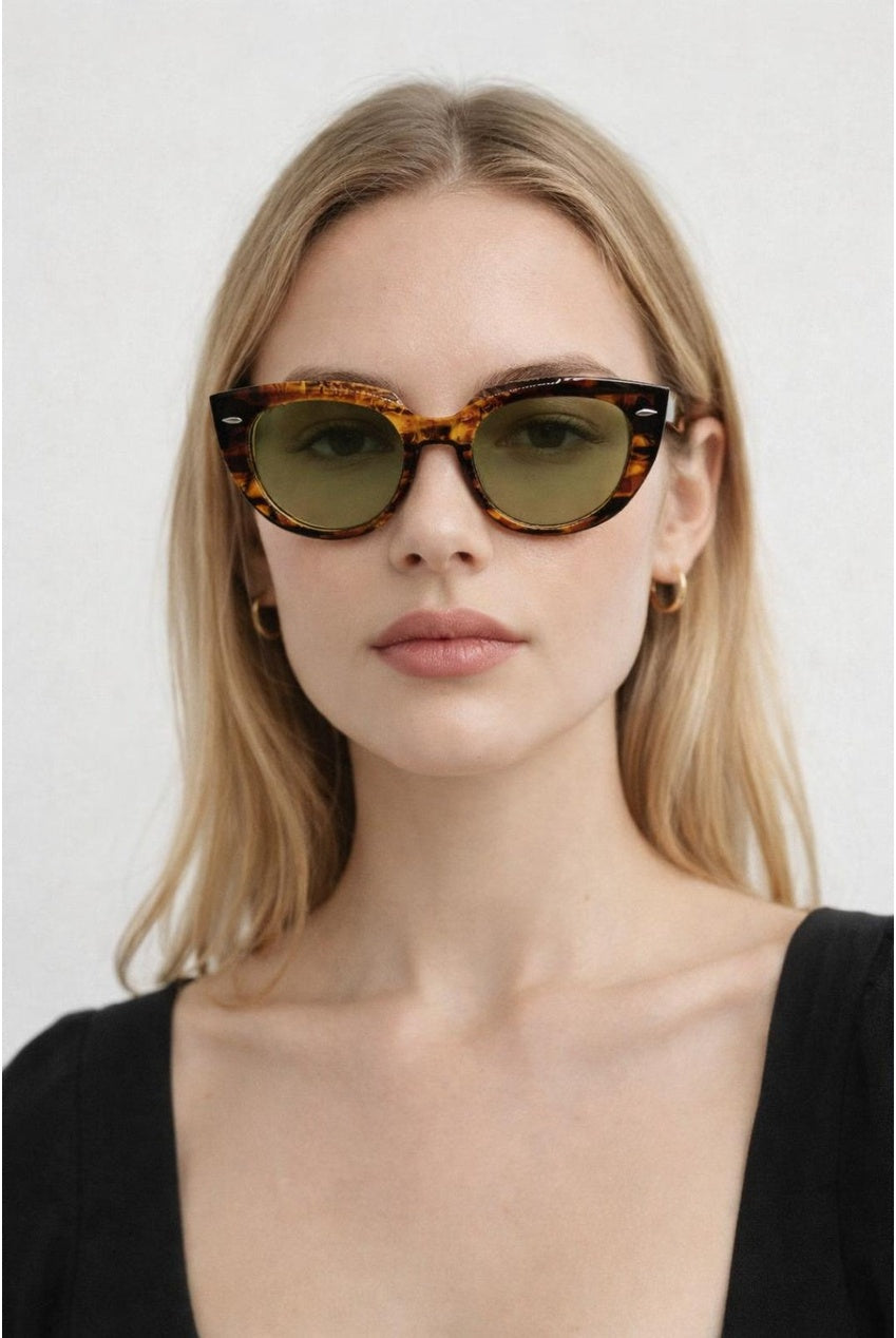 Round Stripe Cat Eye Sunglasses In Brown Yellow by SVNX - SG2600805
